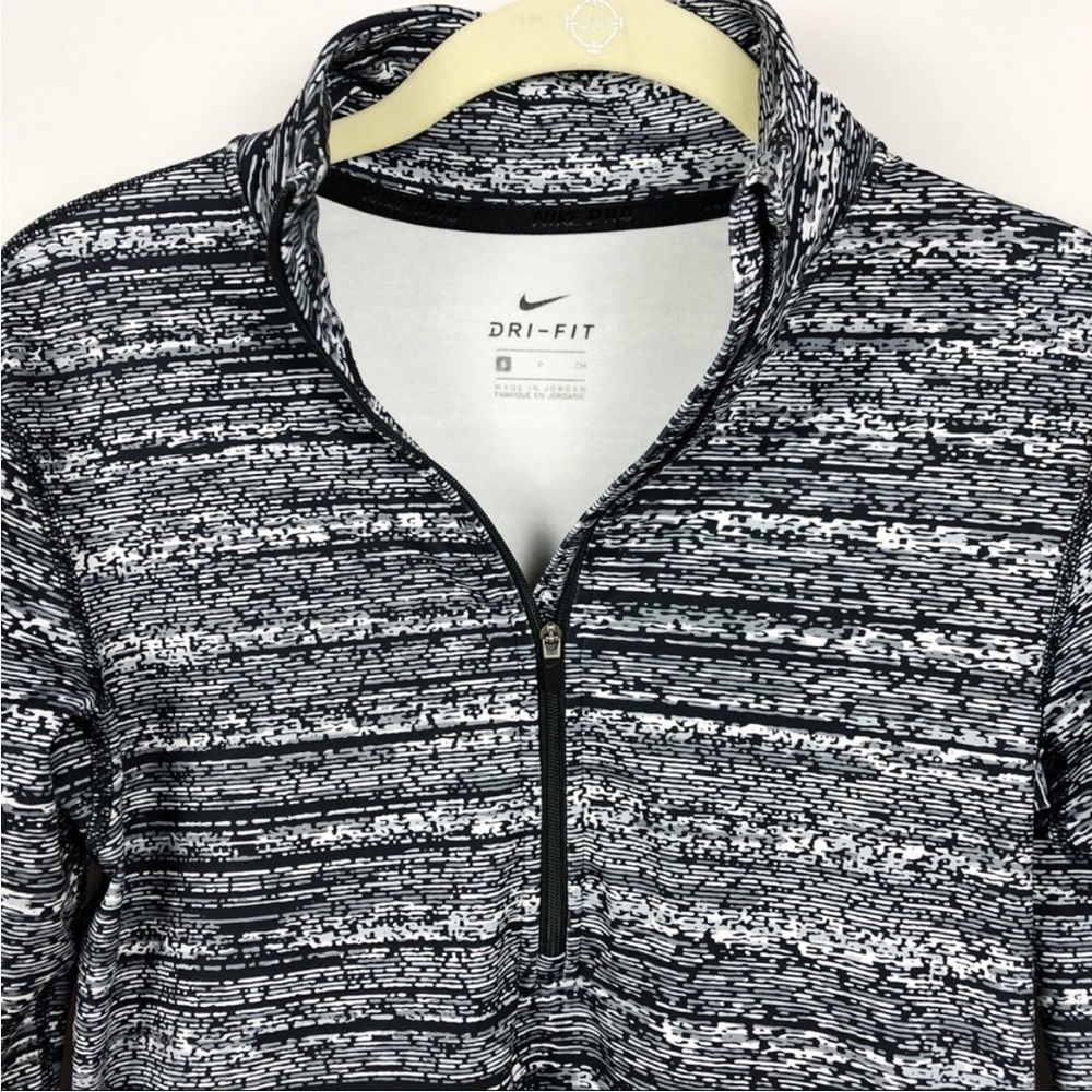 Nike Dri-Fit Half Zip Pullover in Black/White/Grey Jacket Sz S